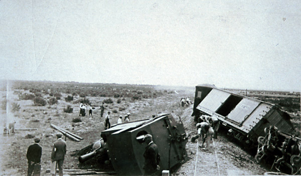 FCCC75Tanklocoderailment1