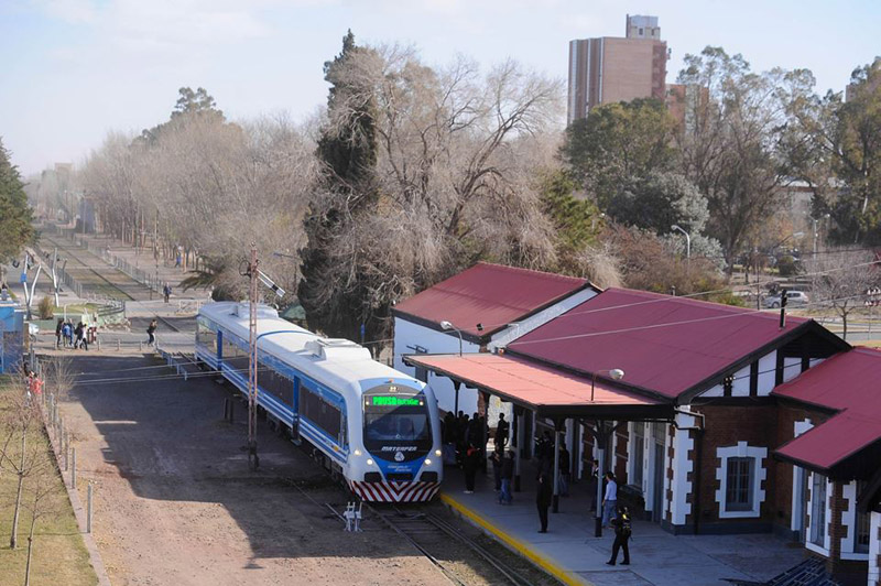 Modernrailcaratstation